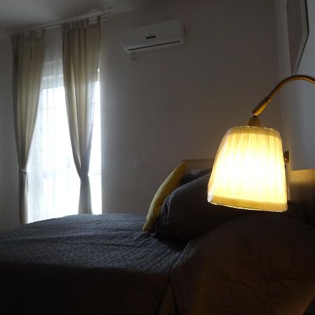 Hotel Little Hot@L Pompei Exterior foto