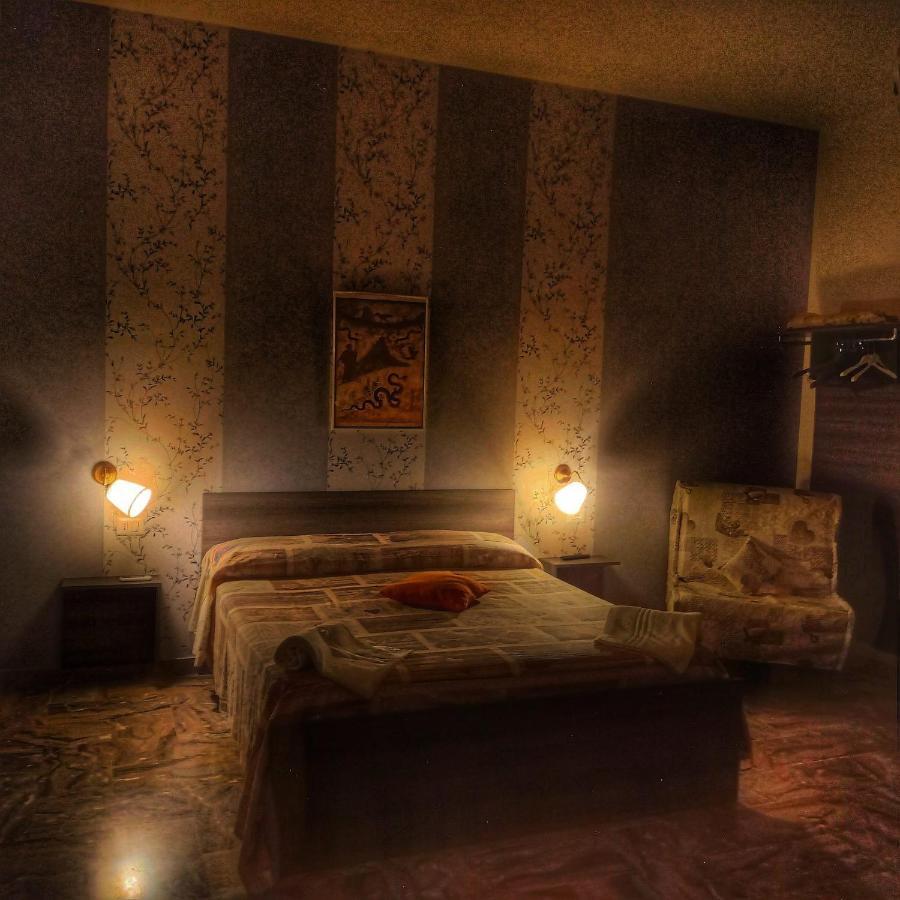 Hotel Little Hot@L Pompei Exterior foto