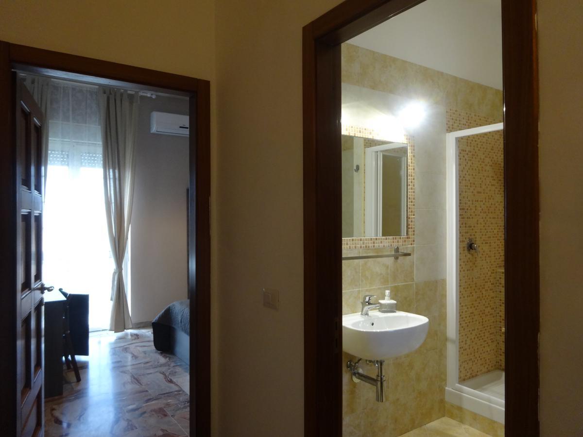 Hotel Little Hot@L Pompei Exterior foto